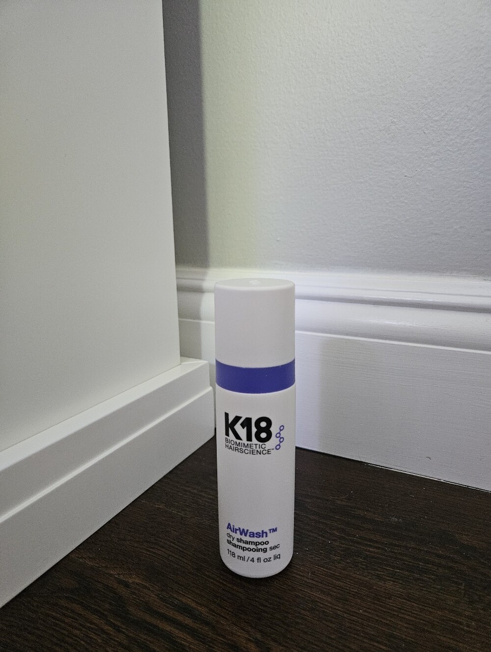 K18 AirWash Dry Shampoo – White with Purple Accents - Picture 2 of 3